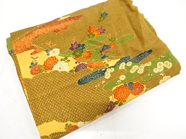 アンティーク　ヱ霞に菊・梅・楓模様　着尺反物